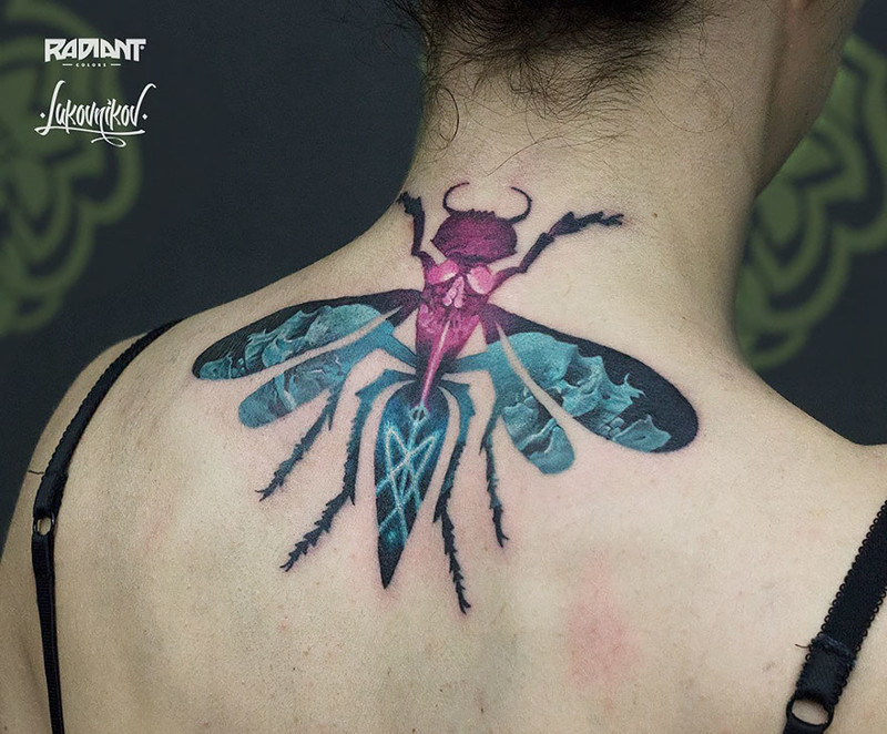 Тату-мастер из Польши создает волшебных насекомых