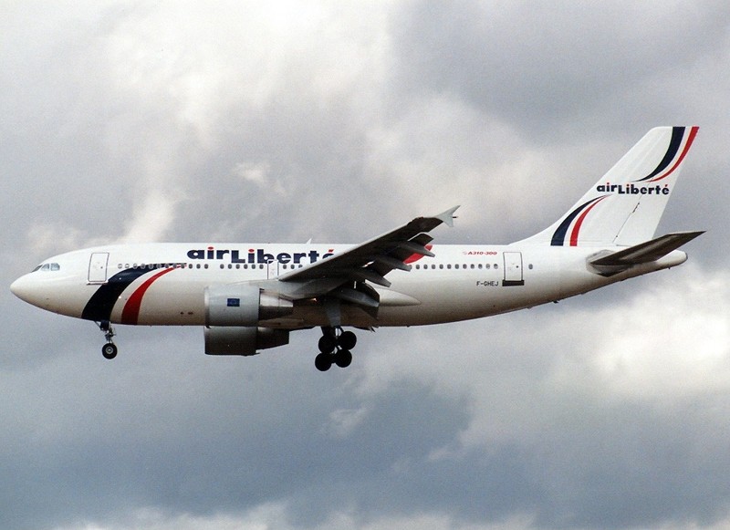 Катастрофа A310 под Морони. Вторник. 30.06.2009