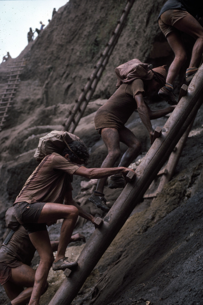 1980-1986: Золотая лихорадка на золотом руднике Серра Пелада, Бразилия