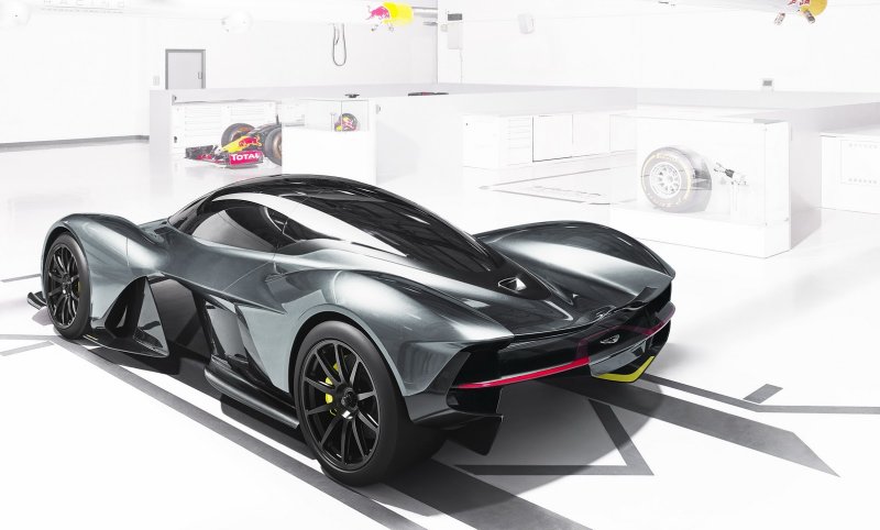 Aston Martin показал гиперкар разработанный совместно с конструктором Red Bull F1