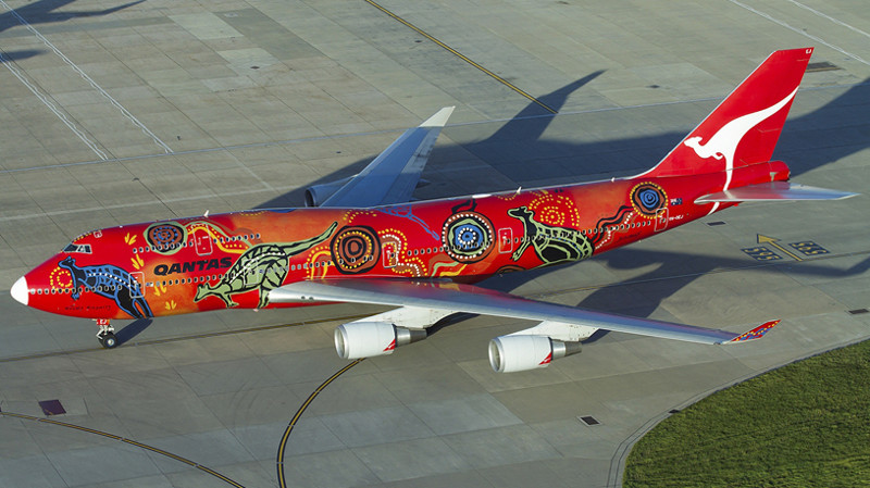 Оригинальная расцветка самолёта австралийской Qantas Airways.