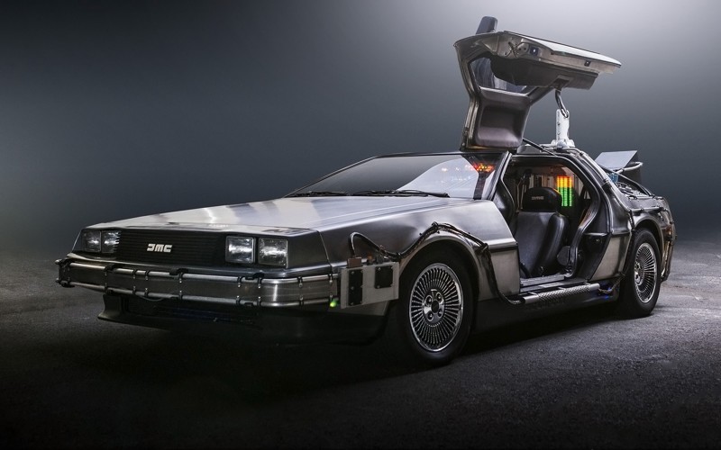 DeLorean DMC-12 — «Назад в будущее»