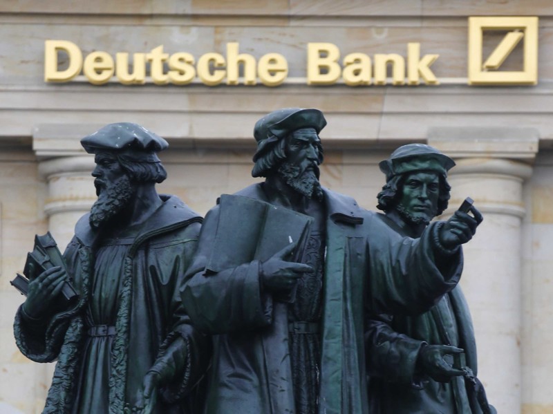 Deutsche Bank просит о спасении за 150 млрд евро
