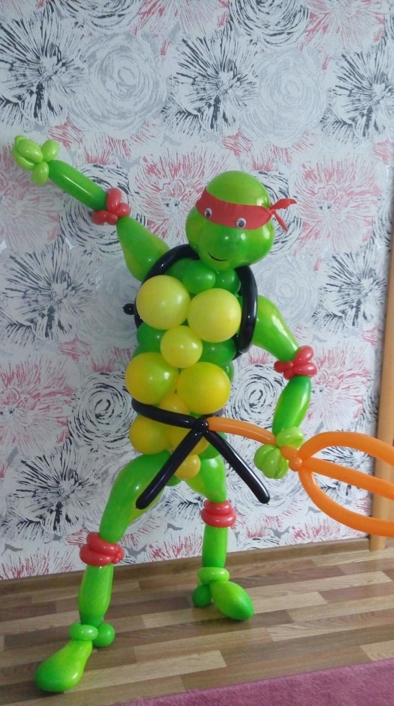 Игрушка из шаров для мальчика