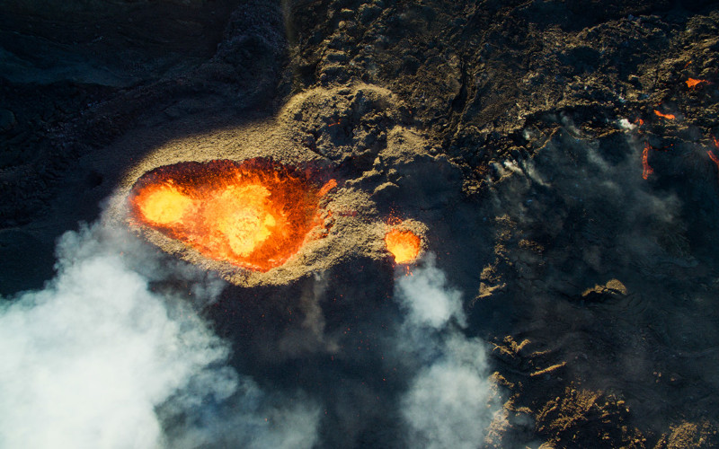 Действующий вулкан Питон-де-ла-Фурнез на юго-востоке острова Реюньон в Индийском океане. 3 место в категория «Природа». (Фото Jonathan Payet):