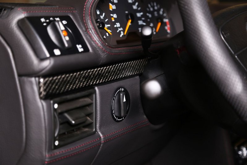 Carbon Motors улучшили интерьер старенького Mercedes G-Class