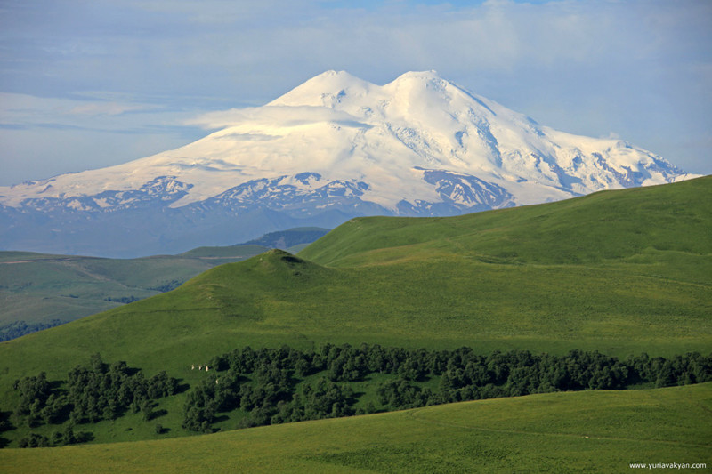 Самая высокая гора в России 