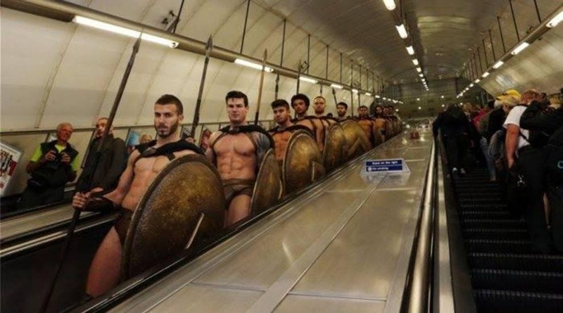 Тот самый день, когда лондонское метро захватили спартанцы.