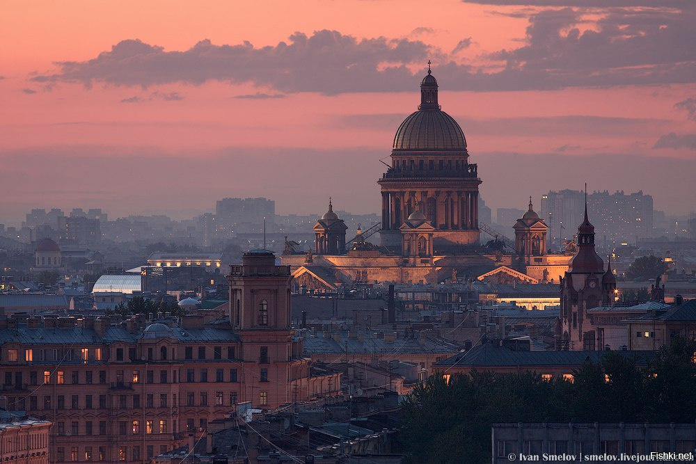 Исаакиевский собор вечером фото