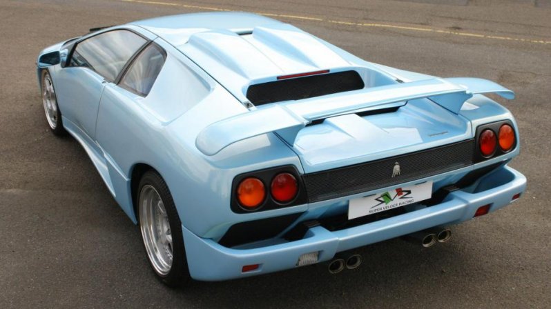 В продаже голубой Lamborghini Diablo SV 1998 года