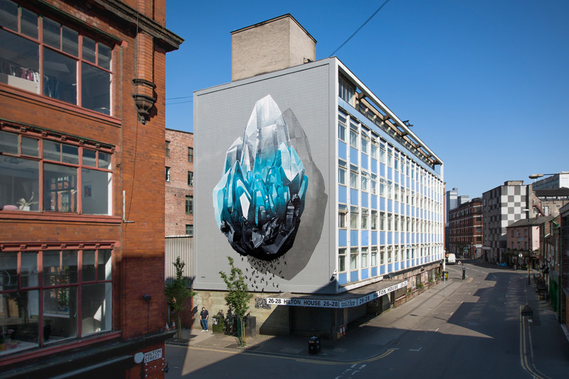 Дуэт уличных художников и их экологические граффити