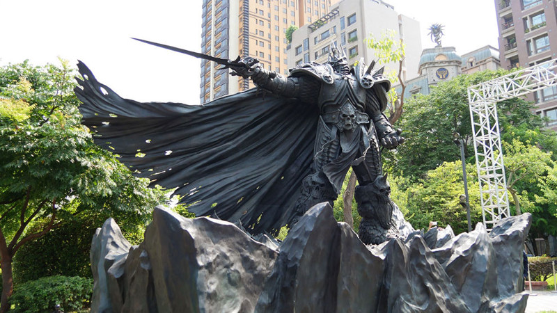 На Тайване появилась статуя Артаса