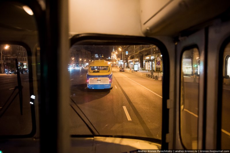 Ночные ретро-автобусы в Москве