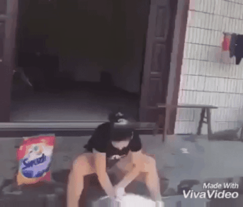 "Сынок, давай прикольнемся над мамой"