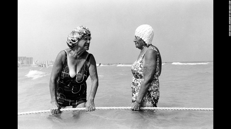 Как тусовались старики из еврейской общины Майами-Бич в начале 80-х