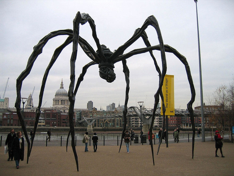 Маман (гигантский паук), Лондон, Великобритания
