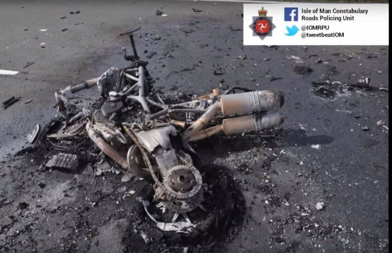Авария дня. Два мотоциклиста погибли в лобовом столкновении на севере Англии