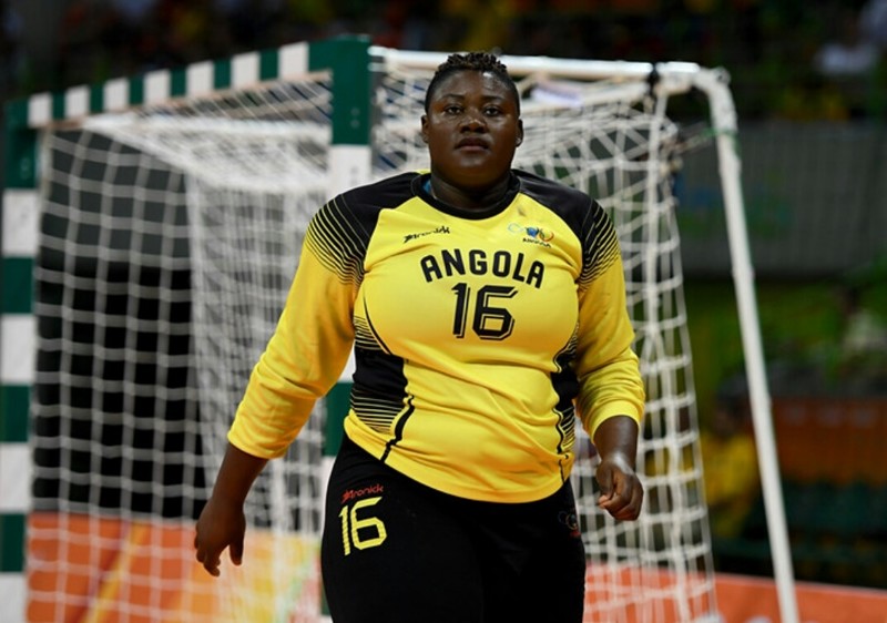 Знакомьтесь! Это вратарь женской сборной Анголы по гандболу на Олимпийских играх в Бразилии