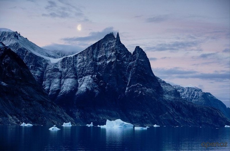  Самый длинный и глубокий фьорд в мире.