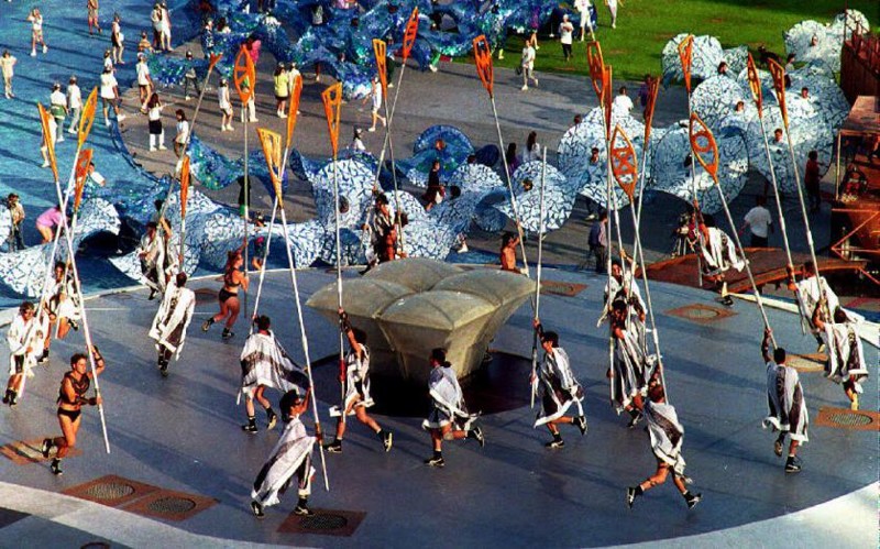 Барселона, 1992 год. Генеральная репетиция церемонии открытия XXV летних Олимпийских игр на Олимпийском стадионе в Барселоне, Испания, 11 июля 1992 года.