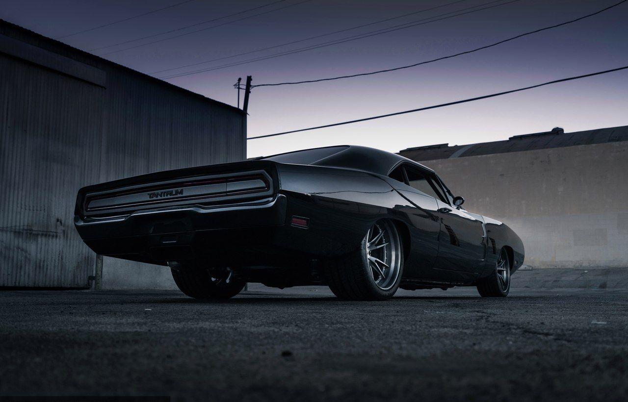 Dodge Charger Tantrum