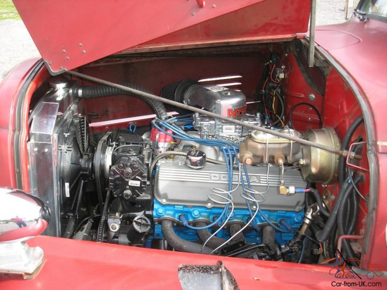 Пожарный грузовик International с двигатем V8 от Ford