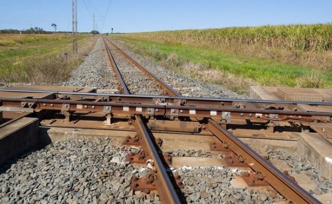 Железнодорожный перекрксток в Австралии