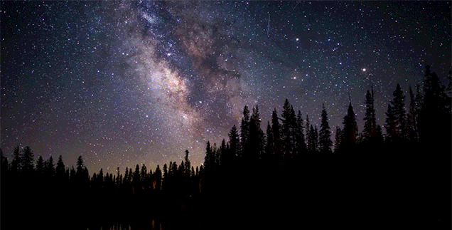 Создателем ролика является фотограф Шрирам Мурали (Sriram Murali), увлечённый изучением ночного неба  
