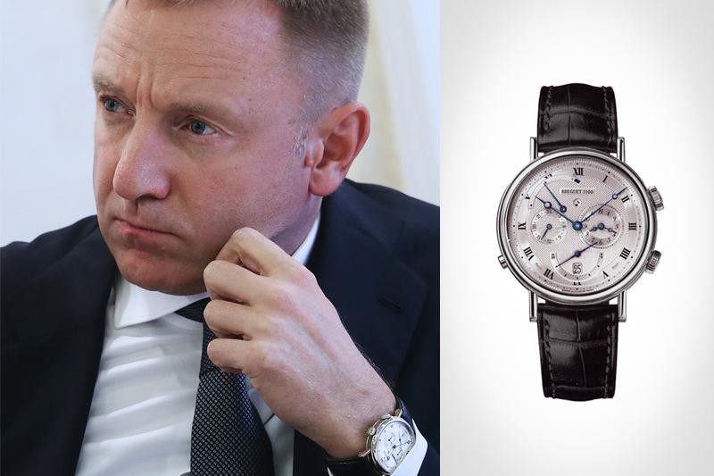 В каком городе производят часы. Часы Путина Breguet. Часы Путина Patek Philippe. Часы Медведева Брегет.