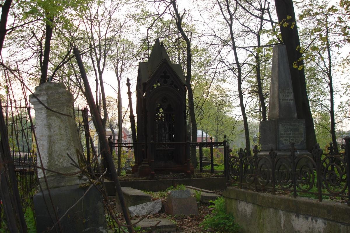 кладбище на васильевском острове