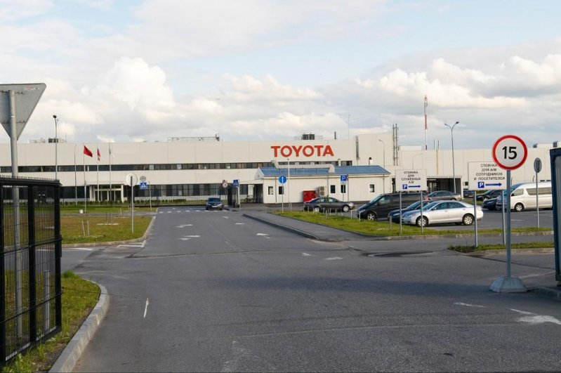 В апреле 2005 года Toyota начала строительство автозавода в Шушарах в Ленобласти.