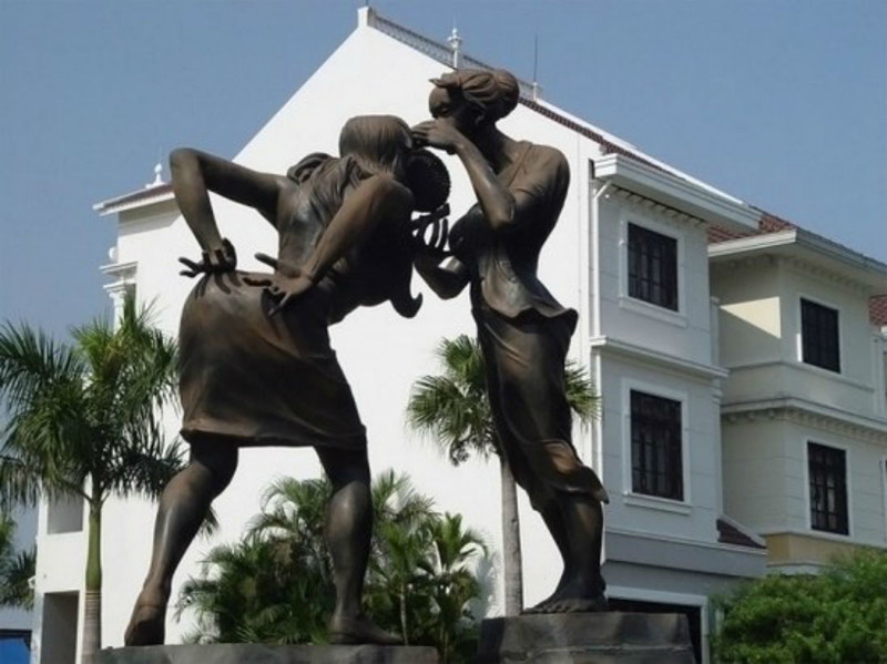  Скульптура Запах дуриана, Ханой, Вьетнам