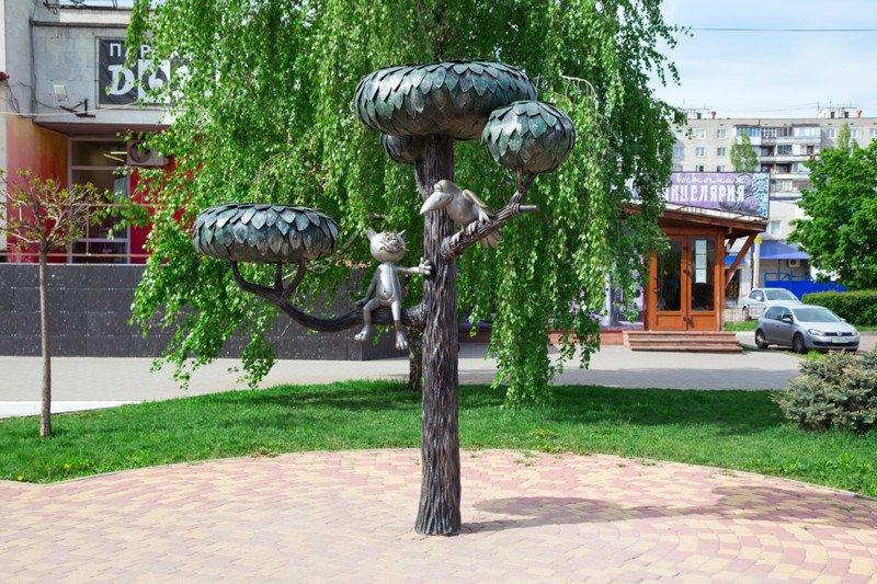 Памятник котенку с улицы Лизюкова, Воронеж