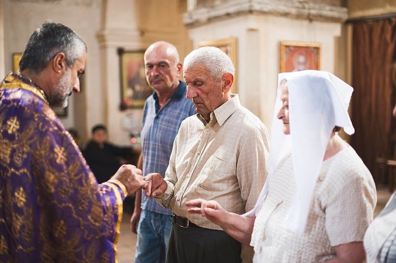 Молодожены в возрасте: грузинская пара сыграла свадьбу после 55 лет вместе