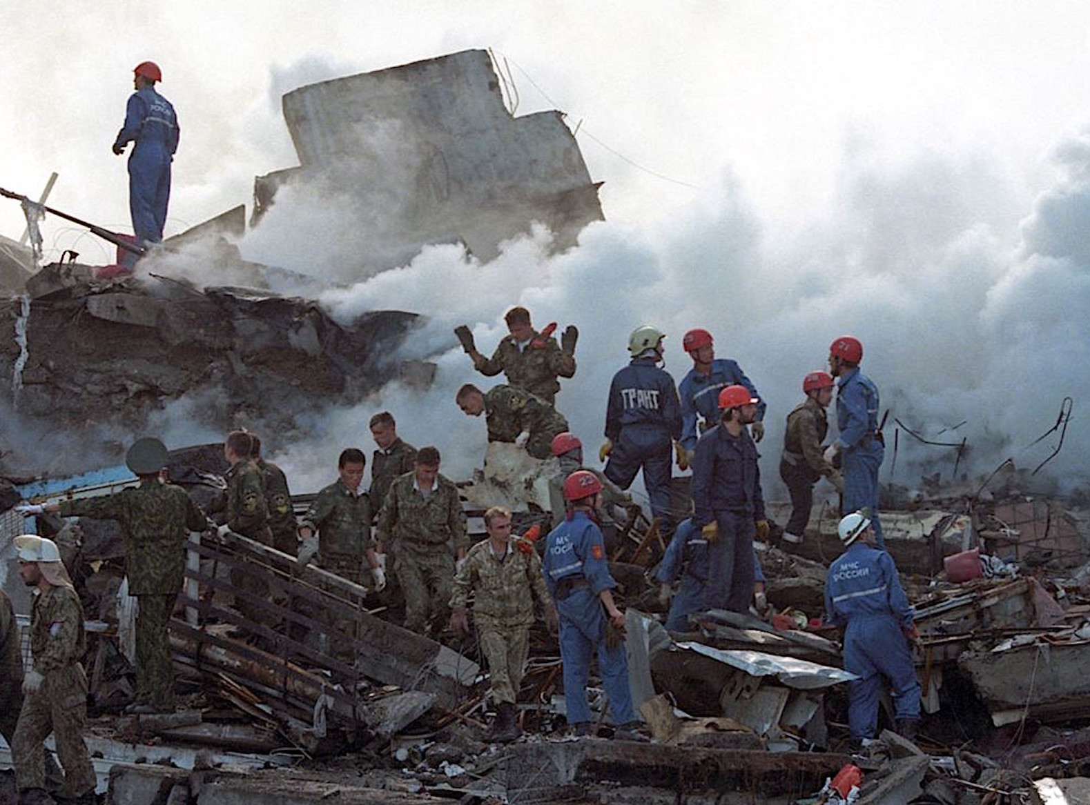 Теракт перед чеченской войной. Теракт в Буйнакске 4 сентября 1999. Взрыв в Буйнакске 4 сентября 1999.
