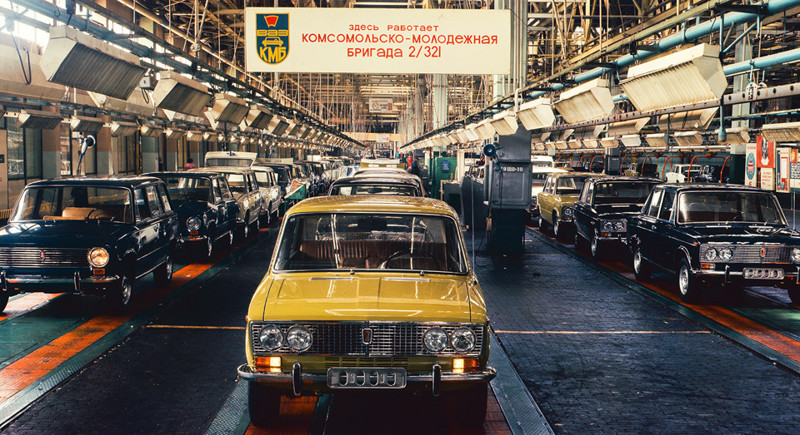 В 1973 году завод в Тольятти вышел на проектную мощность. Новые автомобили сходили с производственных линий каждые 22 секунды. Таким образом, предприятие выпускало по 2,2 тысячи автомобилей каждые сутки.