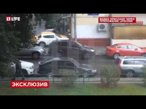 Налётчики напали на инкассаторскую машину в Москве 