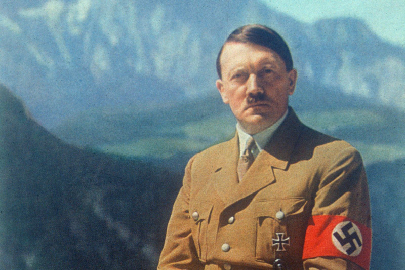 10. Адольф Гитлер.