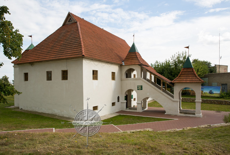Это часть крепости Раненбург, которая сохранилась до наших дней и сегодня условно называется "Дом А.Д. Меншикова"