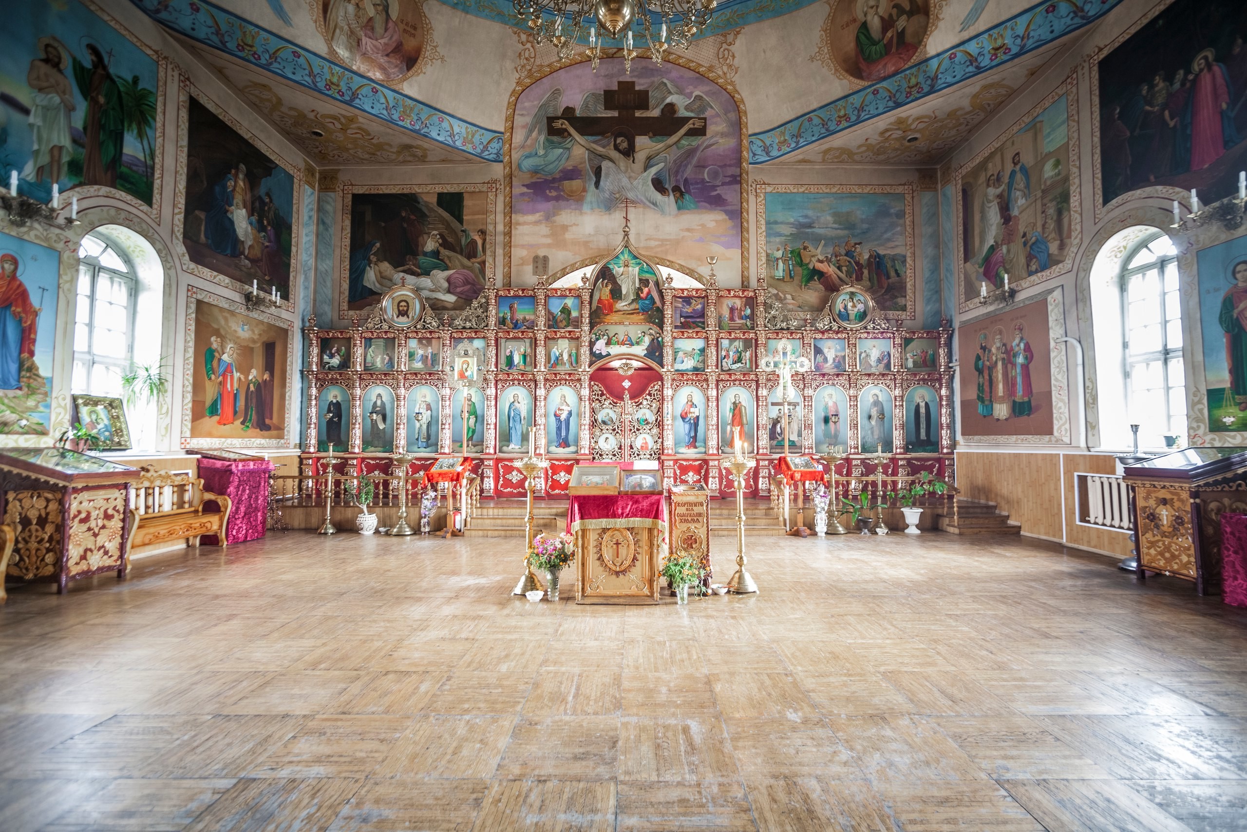 Крестовоздвиженская Церковь Иркутск иконостас