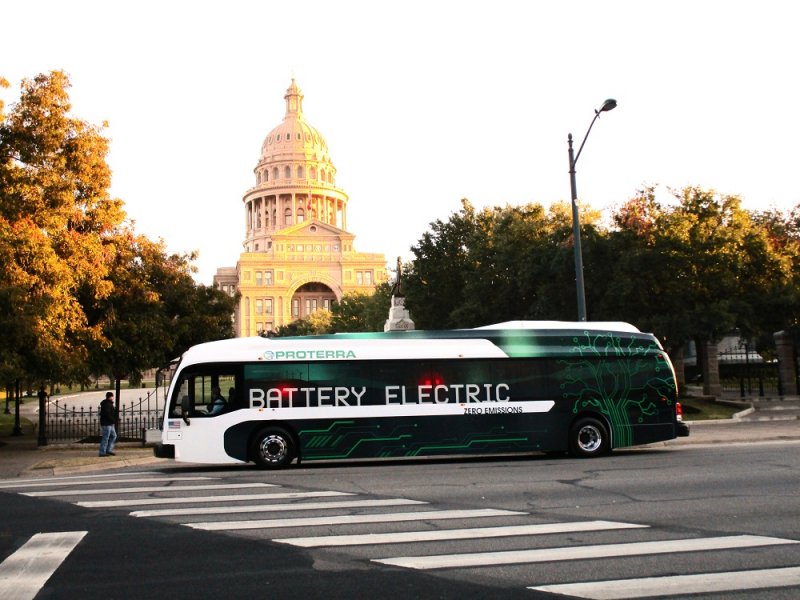 Электрический автобус Proterra - тысяча километров без подзарядки