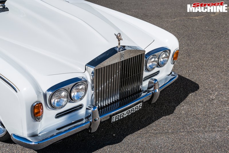 Классический Rolls-Royce Silver Shadow, который поразит своей начинкой