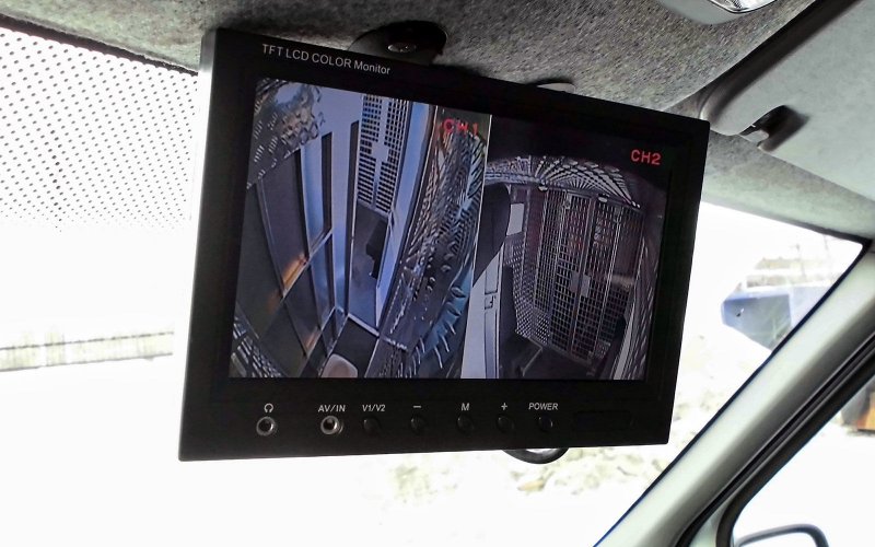 Автозак на базе ГАЗели Next производства «БалГАЗавтосервис-НН» оснащен системой видеонаблюдения за арестантами.