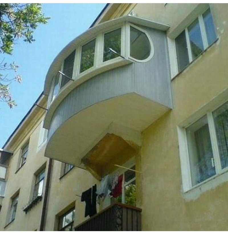 безумно богатый балкон