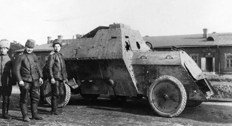 Первые русские танки