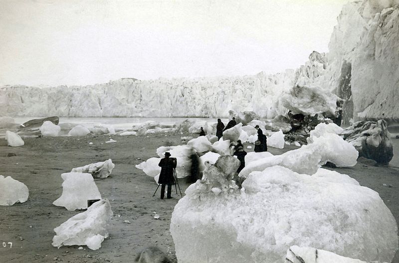 Ледник Мьюир в национальном парке Глейшер Бей на Аляске: 1880-е годы