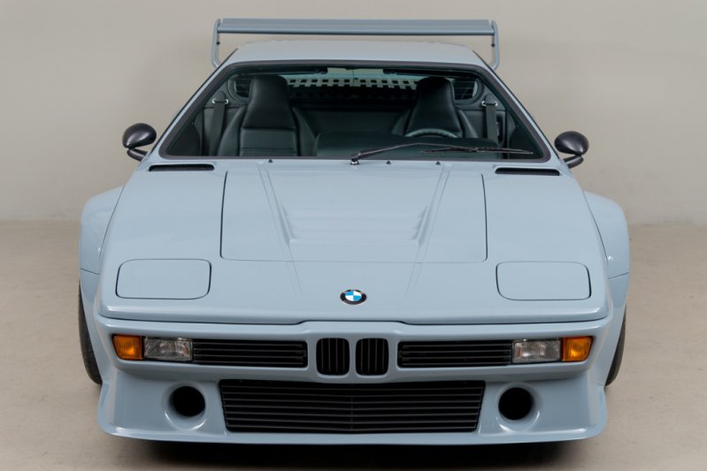 Американцы отреставрировали уникальный 1979 BMW M1 Procar