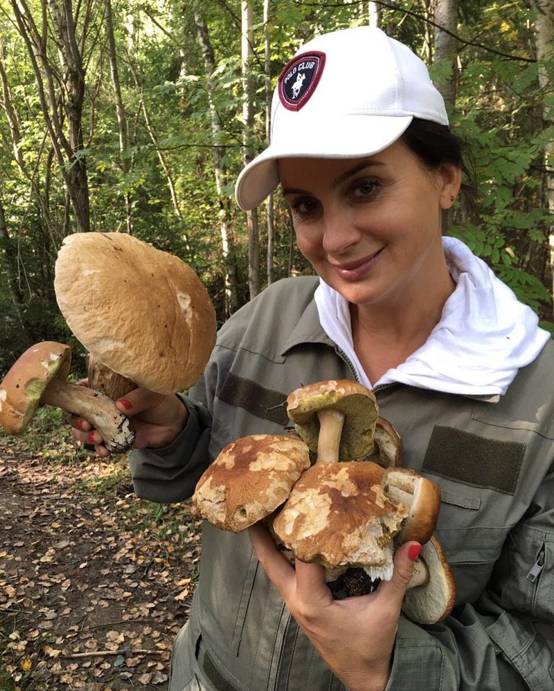 Актриса Екатерина Стриженова: "Удовольствие зашкаливает, когда собираешь грибы в лесу на берегу Волги"