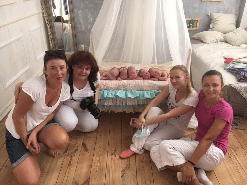 Пятерняшки из Одессы стали настоящими «звездочками» Инстаграма