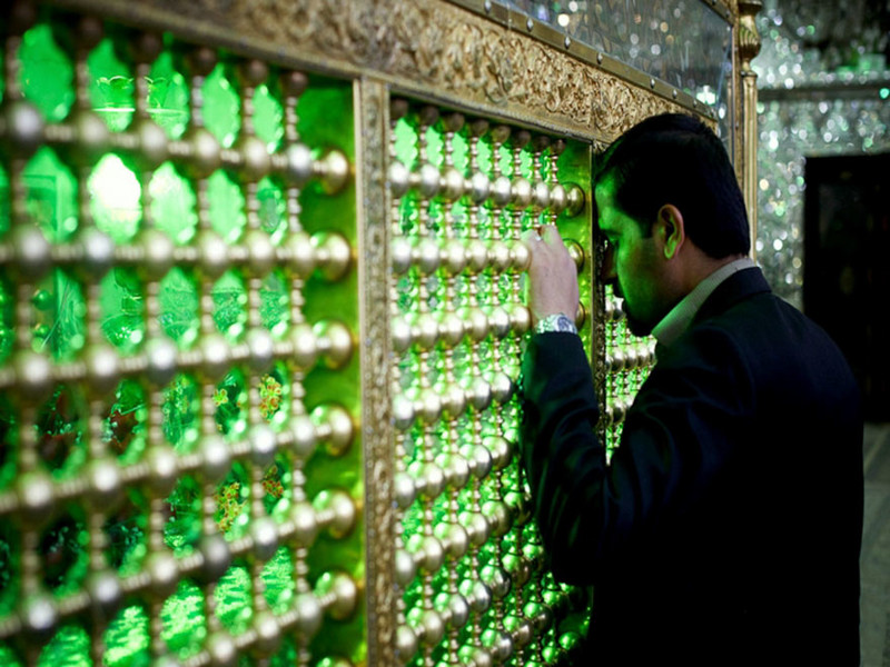 Зеркальная мечеть Шах-Черах — одно из чудес света